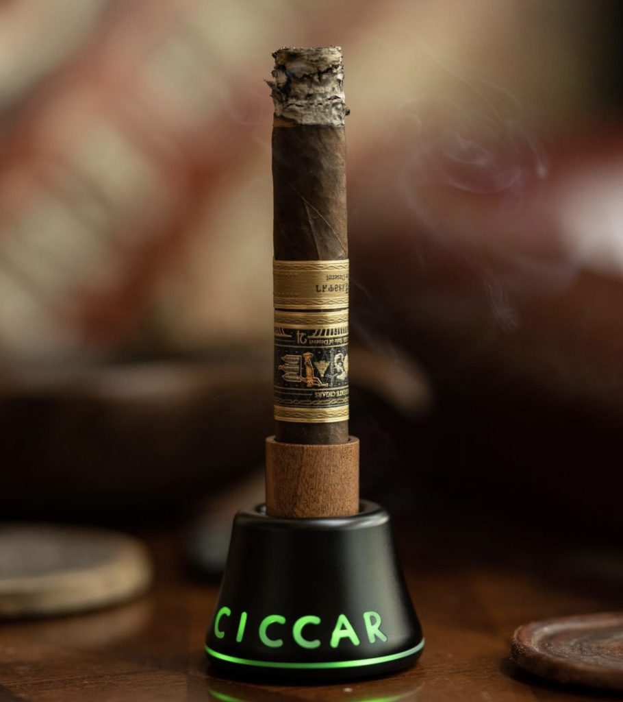 Aluminum Cigar Holder Ciccar